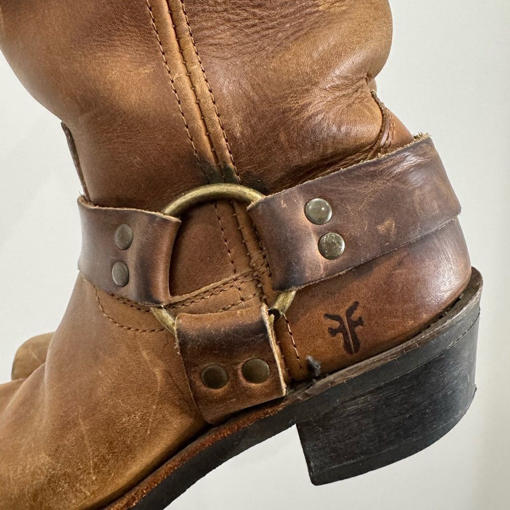 $499 Frye Harness 12R Tan Brown Cavalry Western Cowboy Harness Distressed Boot - Picture 12 of 15